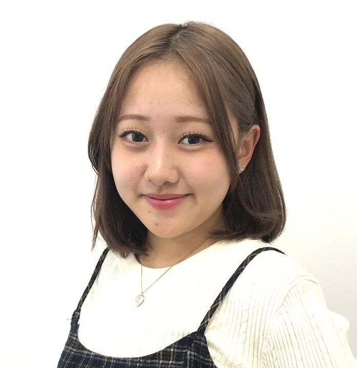 山田 ひより
