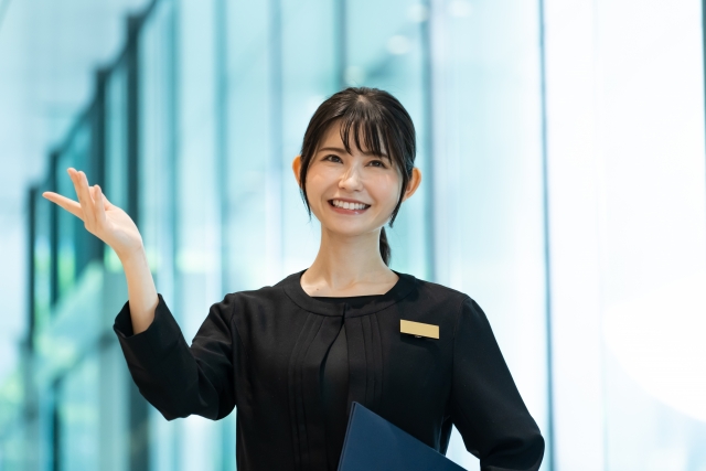 【イベントコンパニオン事務所が伝える！】美しい立ち姿を保つための姿勢づくり